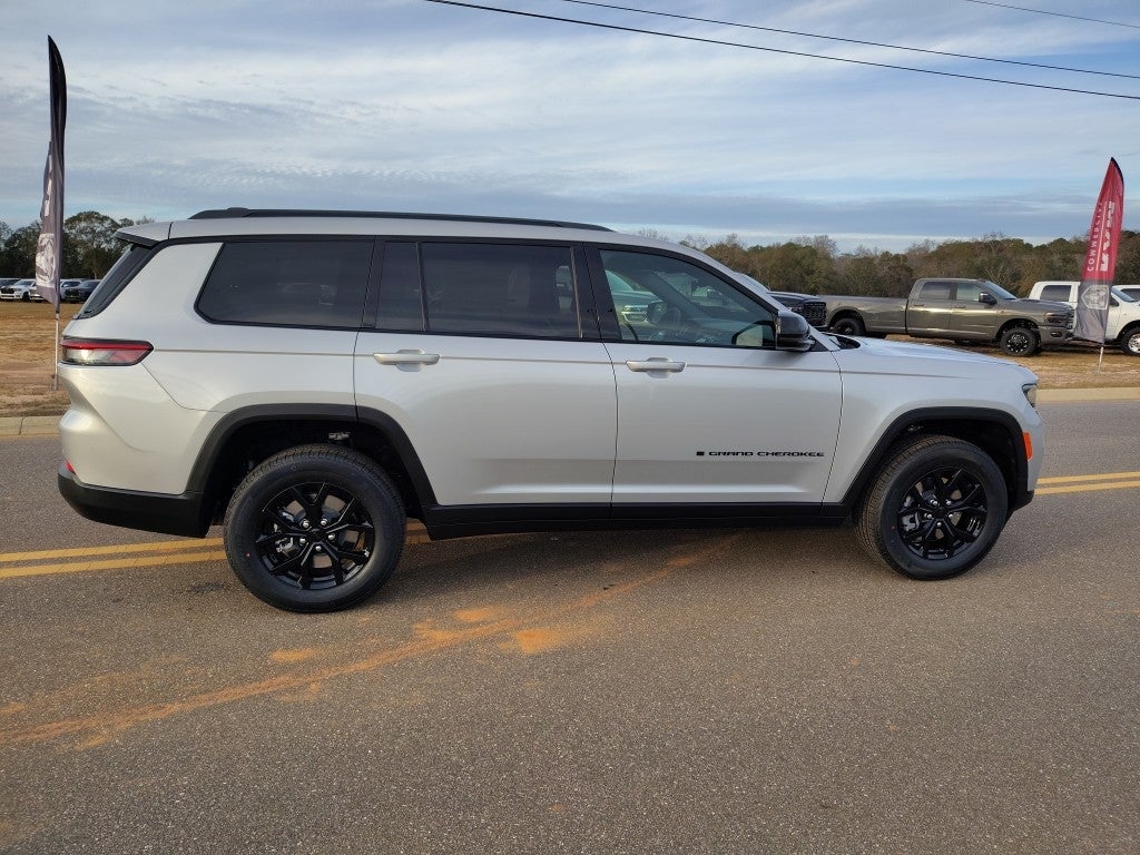 2025 Jeep Grand Cherokee L GRAND CHEROKEE L ALTITUDE X 4X2