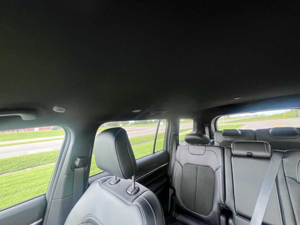 2026 Jeep Grand Cherokee L GRAND CHEROKEE L LAREDO ALTITUDE 4X2