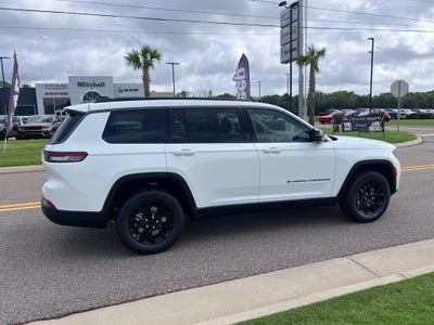 2026 Jeep Grand Cherokee L GRAND CHEROKEE L LAREDO ALTITUDE 4X2
