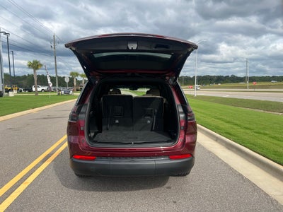2025 Jeep Grand Cherokee L Limited 4x2