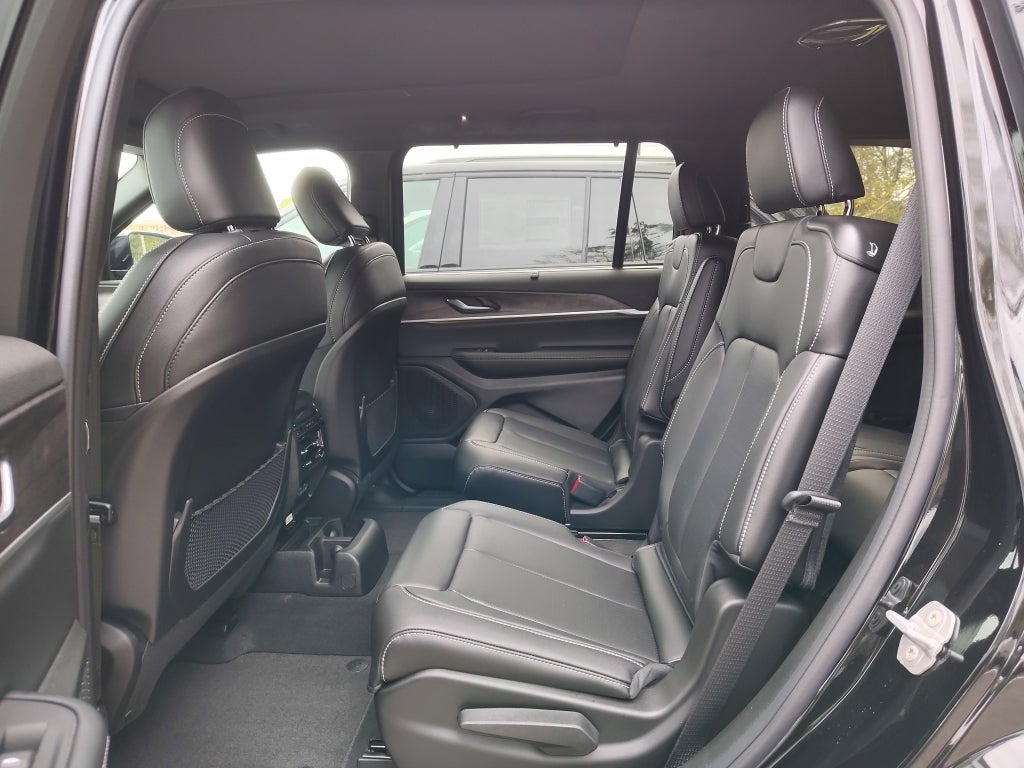 2025 Jeep Grand Cherokee L GRAND CHEROKEE L LIMITED 4X2