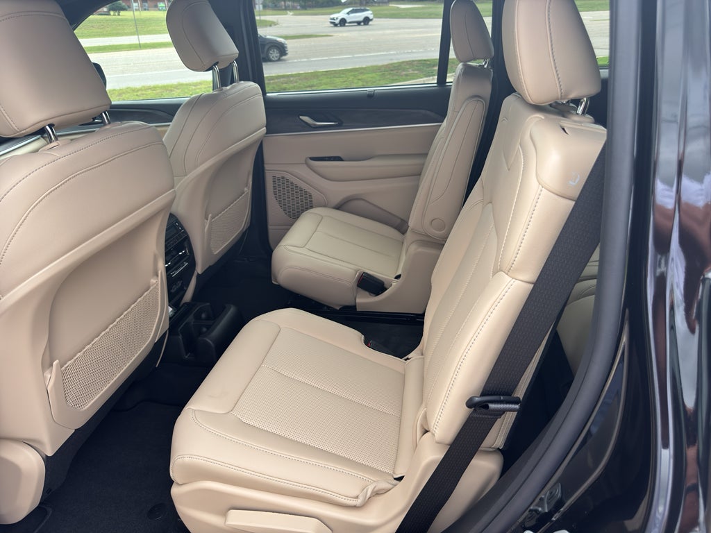 2025 Jeep Grand Cherokee L GRAND CHEROKEE L LIMITED 4X2