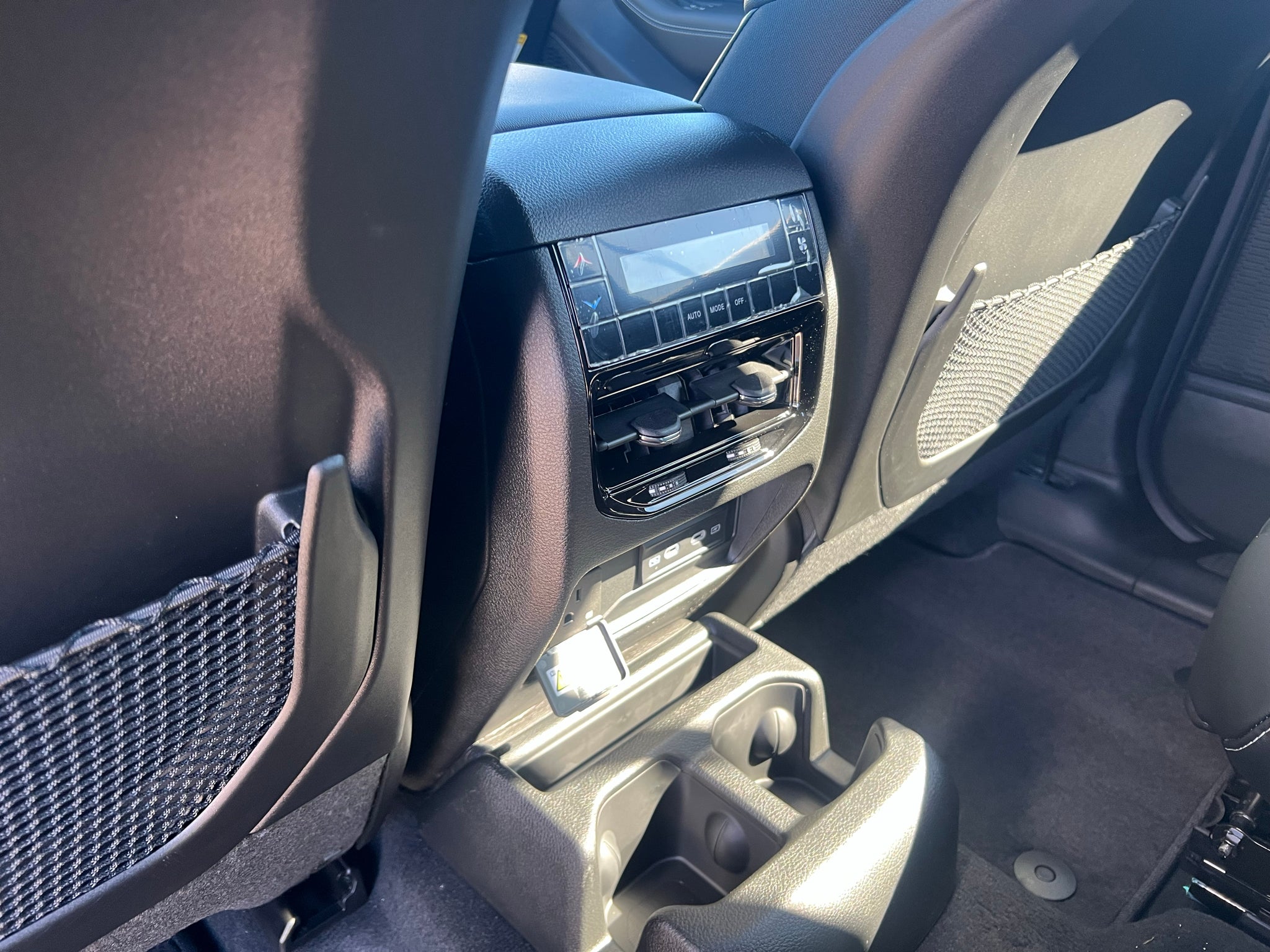 2027 Jeep Grand Cherokee L GRAND CHEROKEE L LIMITED 4X2