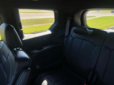 2027 Jeep Grand Cherokee L GRAND CHEROKEE L LIMITED 4X2