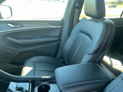2027 Jeep Grand Cherokee L GRAND CHEROKEE L LIMITED 4X2