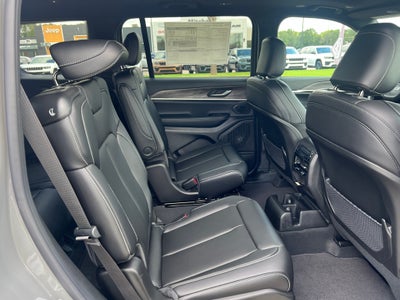 2027 Jeep Grand Cherokee L GRAND CHEROKEE L LIMITED 4X2