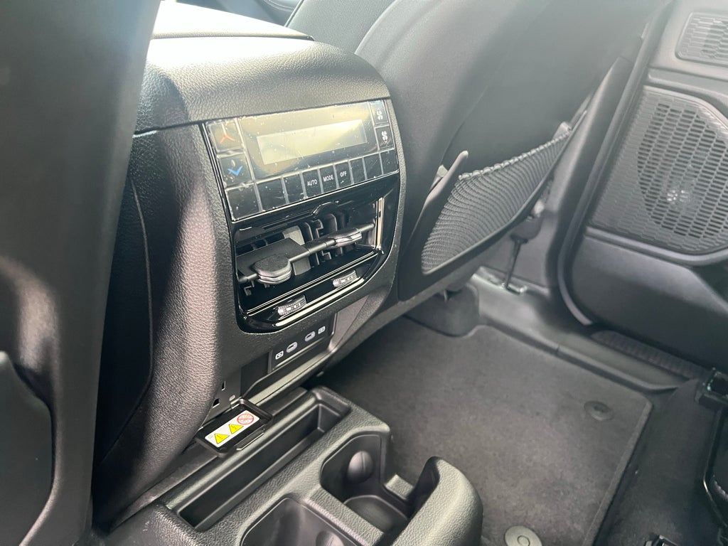 2027 Jeep Grand Cherokee L GRAND CHEROKEE L LIMITED 4X2