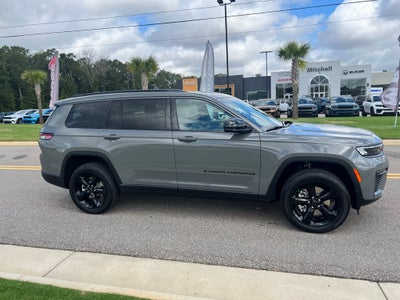 2027 Jeep Grand Cherokee L GRAND CHEROKEE L LIMITED 4X2