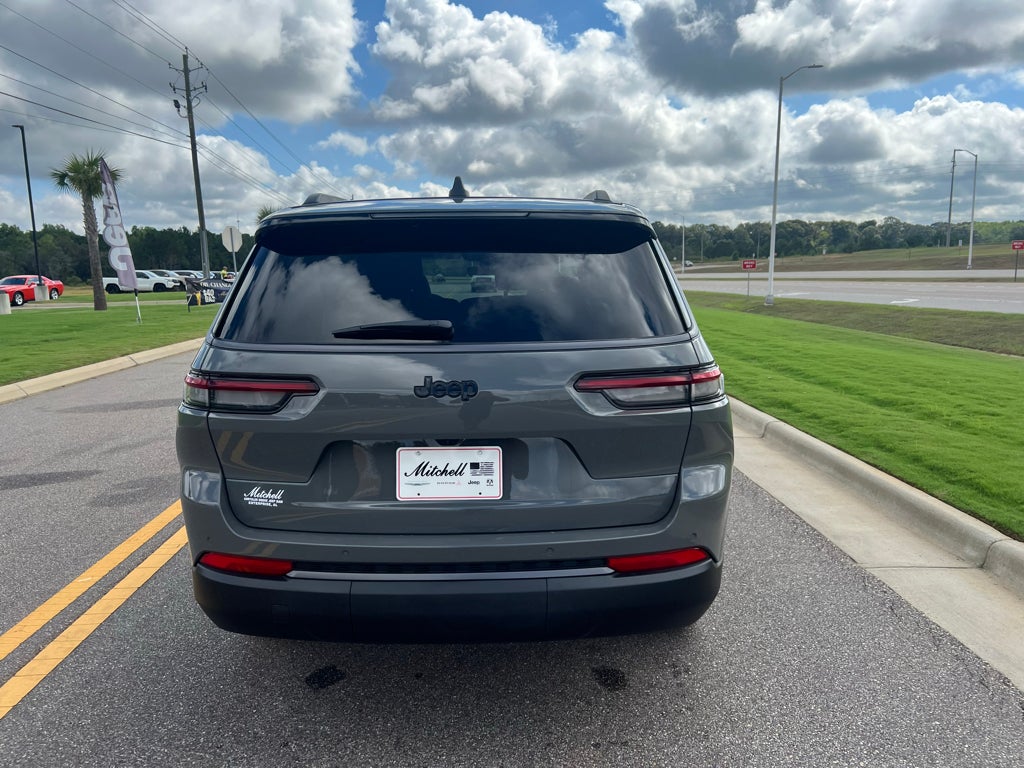 2027 Jeep Grand Cherokee L GRAND CHEROKEE L LIMITED 4X2
