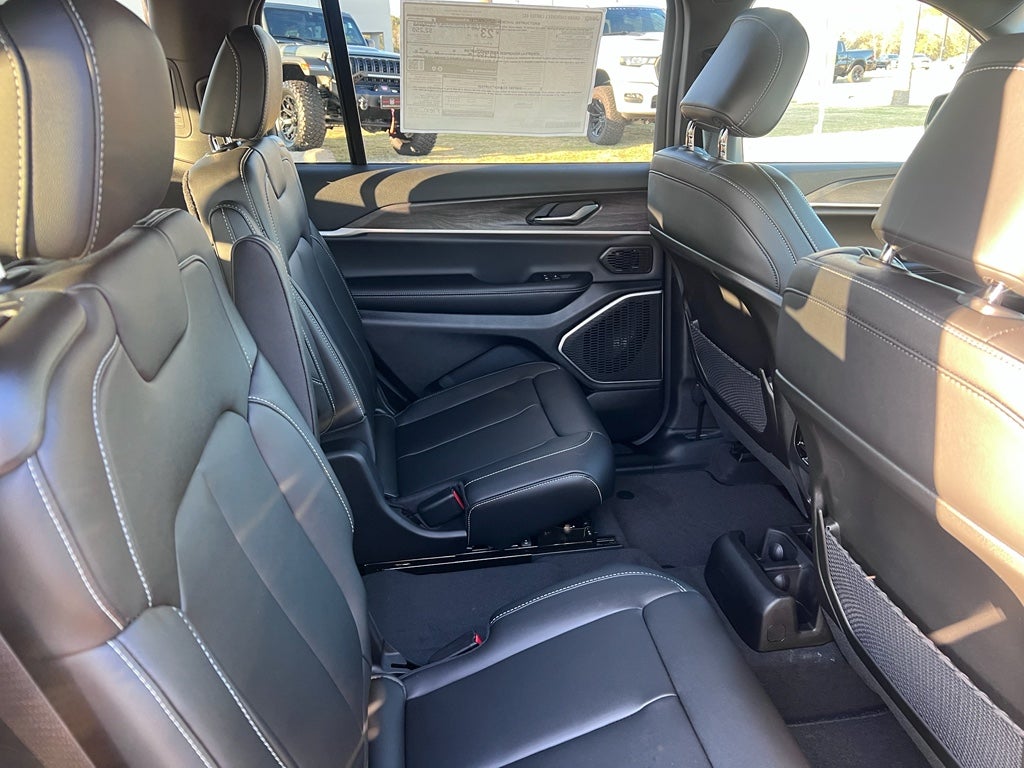 2026 Jeep Grand Cherokee L GRAND CHEROKEE L LIMITED 4X2