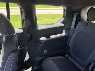 2026 Jeep Grand Cherokee L GRAND CHEROKEE L LAREDO X 4X4