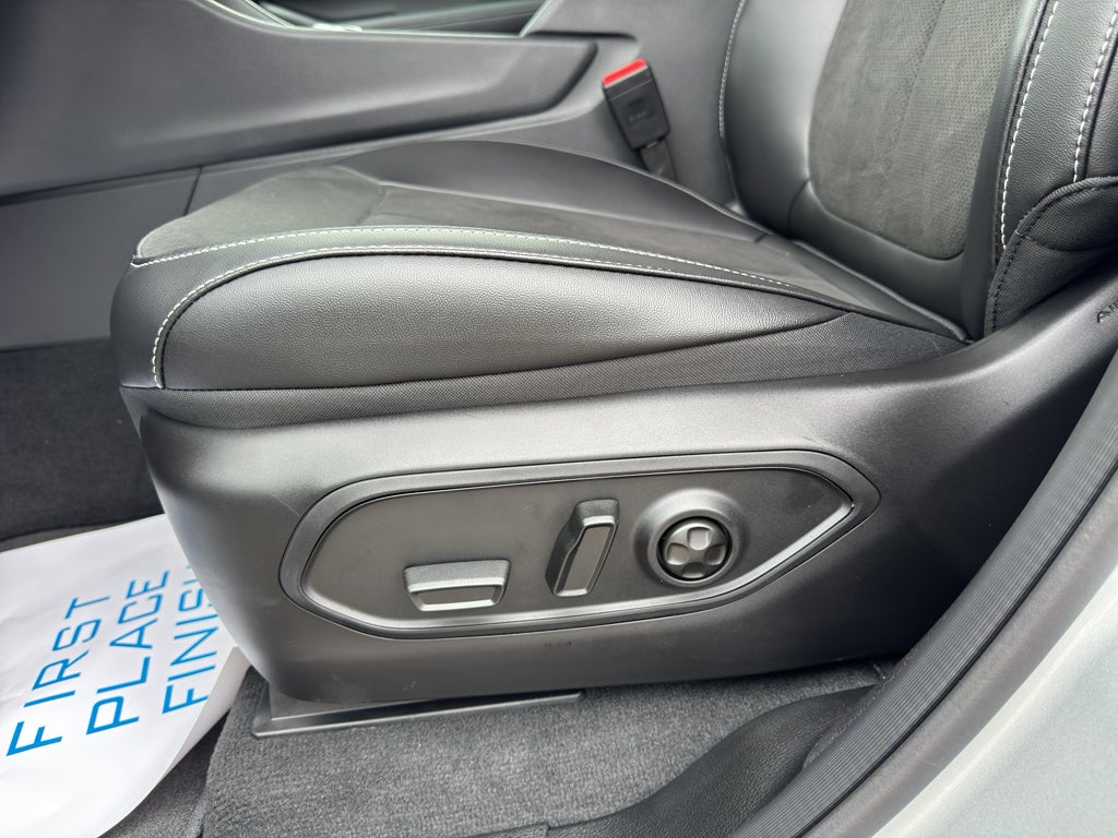 2025 Jeep Grand Cherokee L GRAND CHEROKEE L ALTITUDE X 4X4