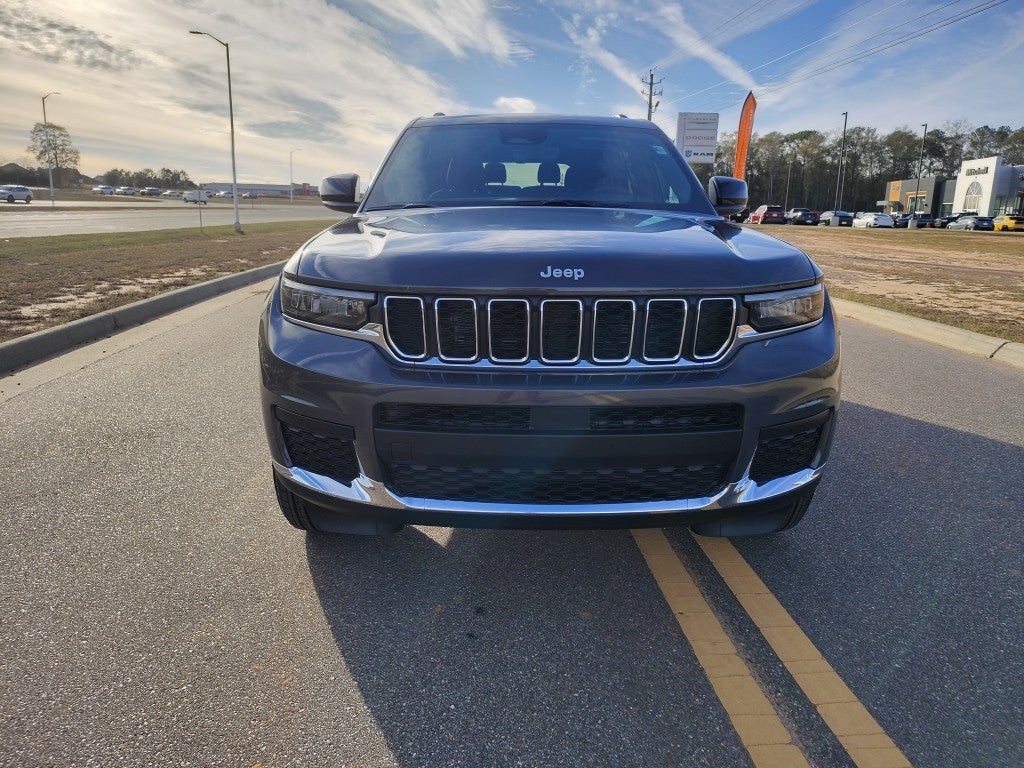 2025 Jeep Grand Cherokee L GRAND CHEROKEE L LAREDO X 4X4