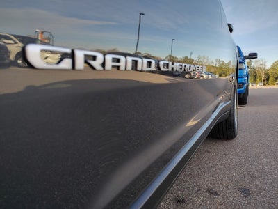 2025 Jeep Grand Cherokee L GRAND CHEROKEE L LAREDO X 4X4