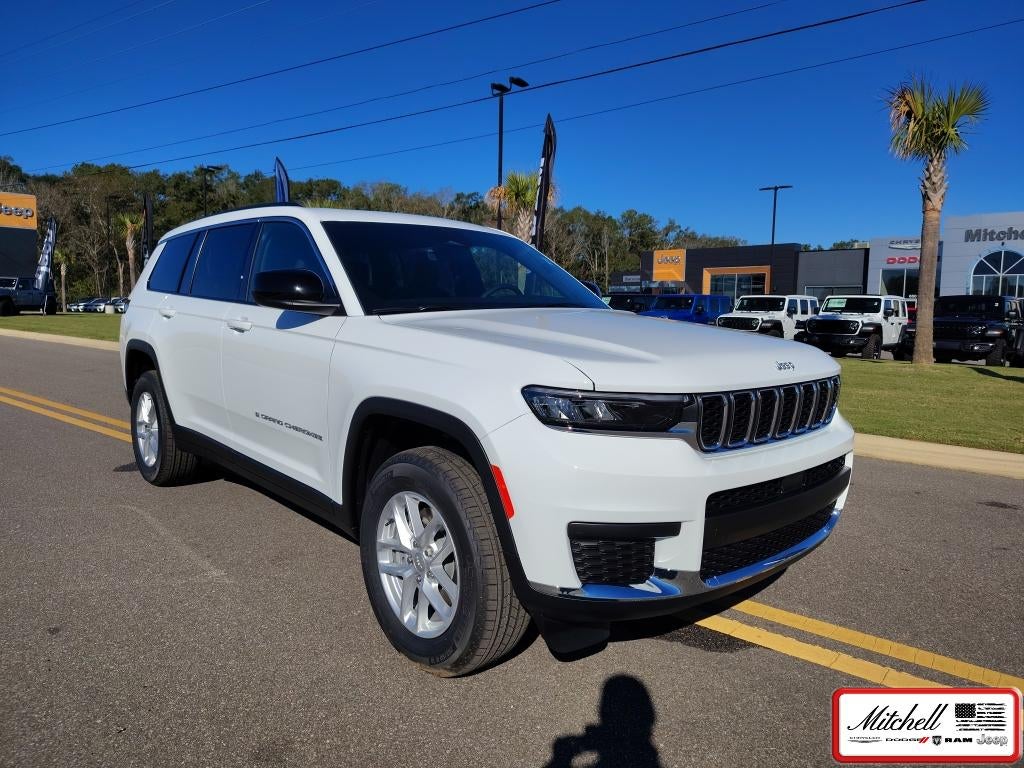 2025 Jeep Grand Cherokee L GRAND CHEROKEE L LAREDO X 4X4