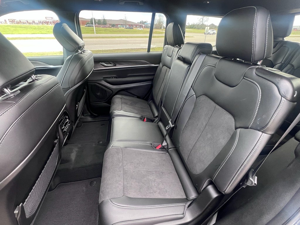 2026 Jeep Grand Cherokee L GRAND CHEROKEE L LAREDO ALTITUDE 4X4