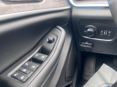 2026 Jeep Grand Cherokee L GRAND CHEROKEE L LAREDO ALTITUDE 4X4