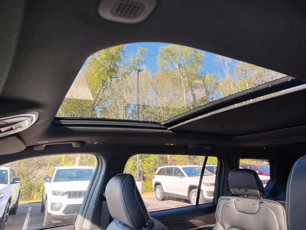 2025 Jeep Grand Cherokee L GRAND CHEROKEE L LIMITED 4X4