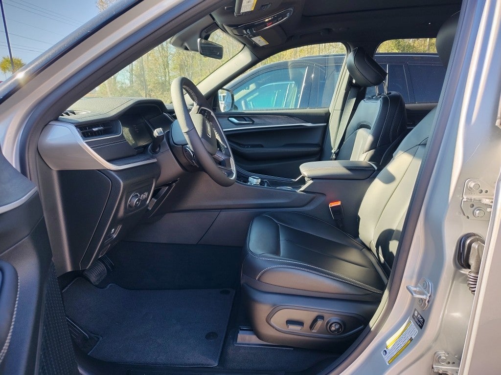 2025 Jeep Grand Cherokee L GRAND CHEROKEE L LIMITED 4X4