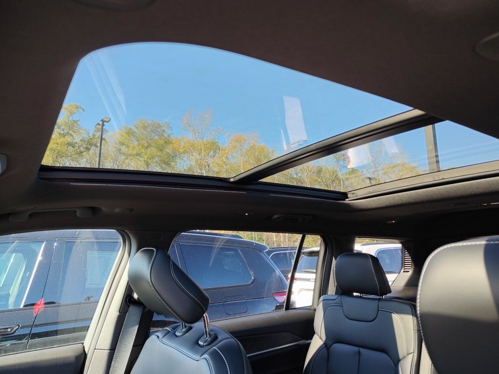 2025 Jeep Grand Cherokee L GRAND CHEROKEE L LIMITED 4X4