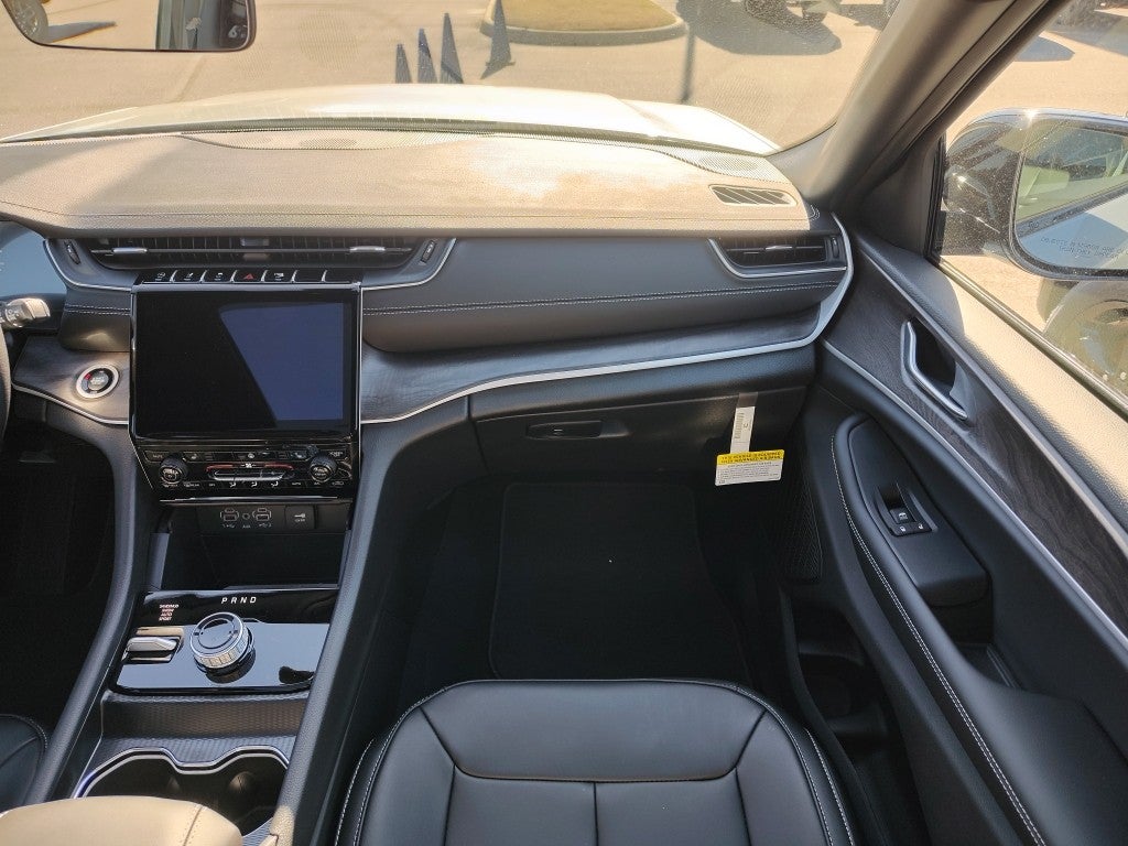 2025 Jeep Grand Cherokee L GRAND CHEROKEE L LIMITED 4X4