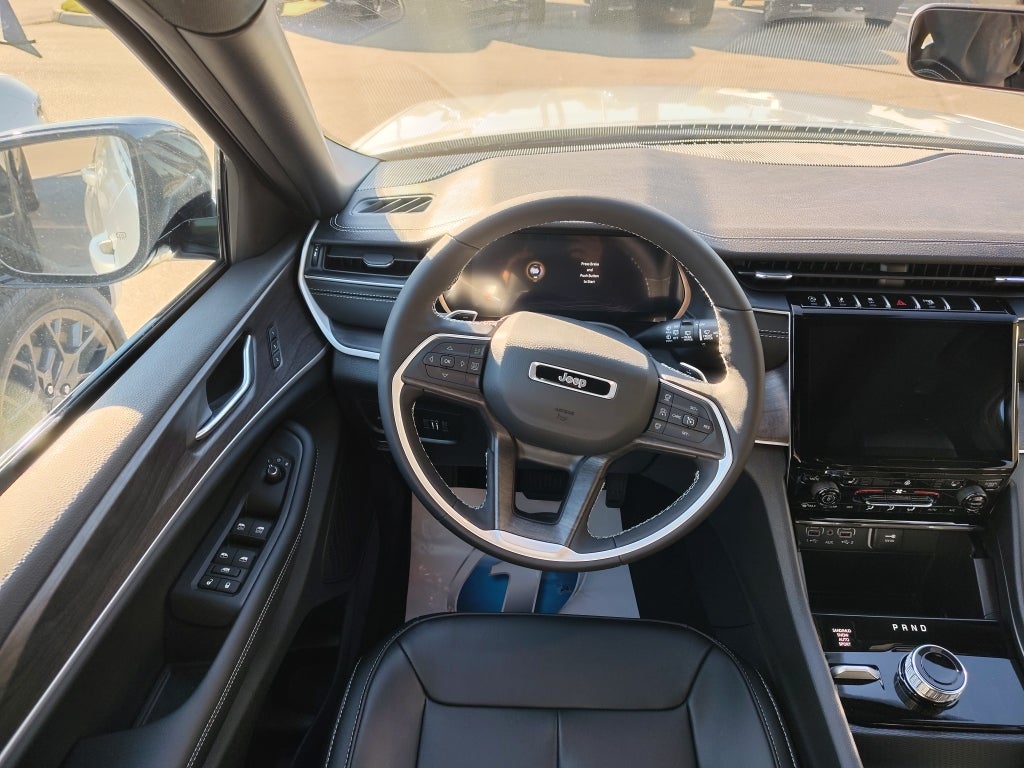 2025 Jeep Grand Cherokee L GRAND CHEROKEE L LIMITED 4X4