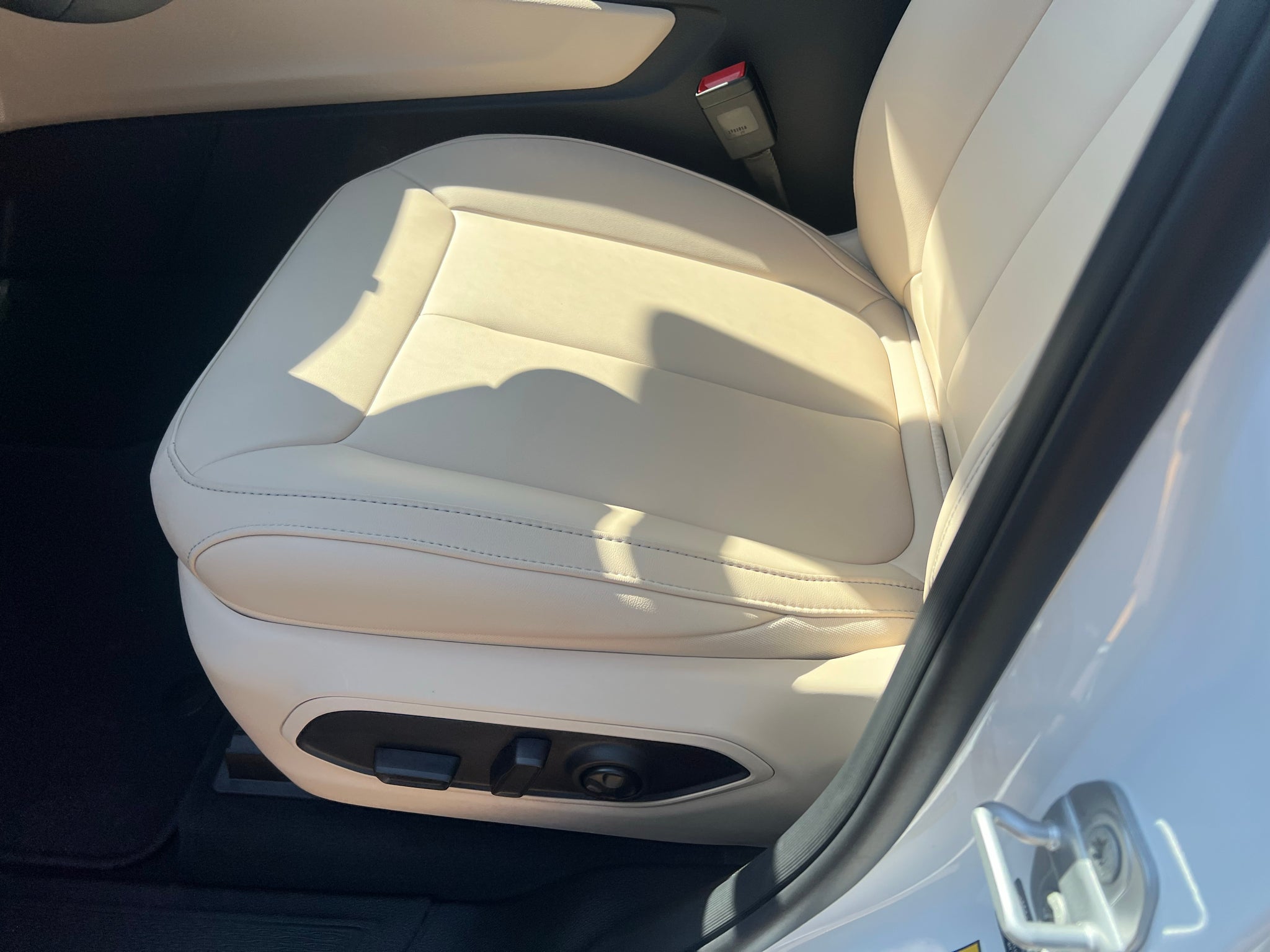 2027 Jeep Grand Cherokee L GRAND CHEROKEE L LIMITED 4X4