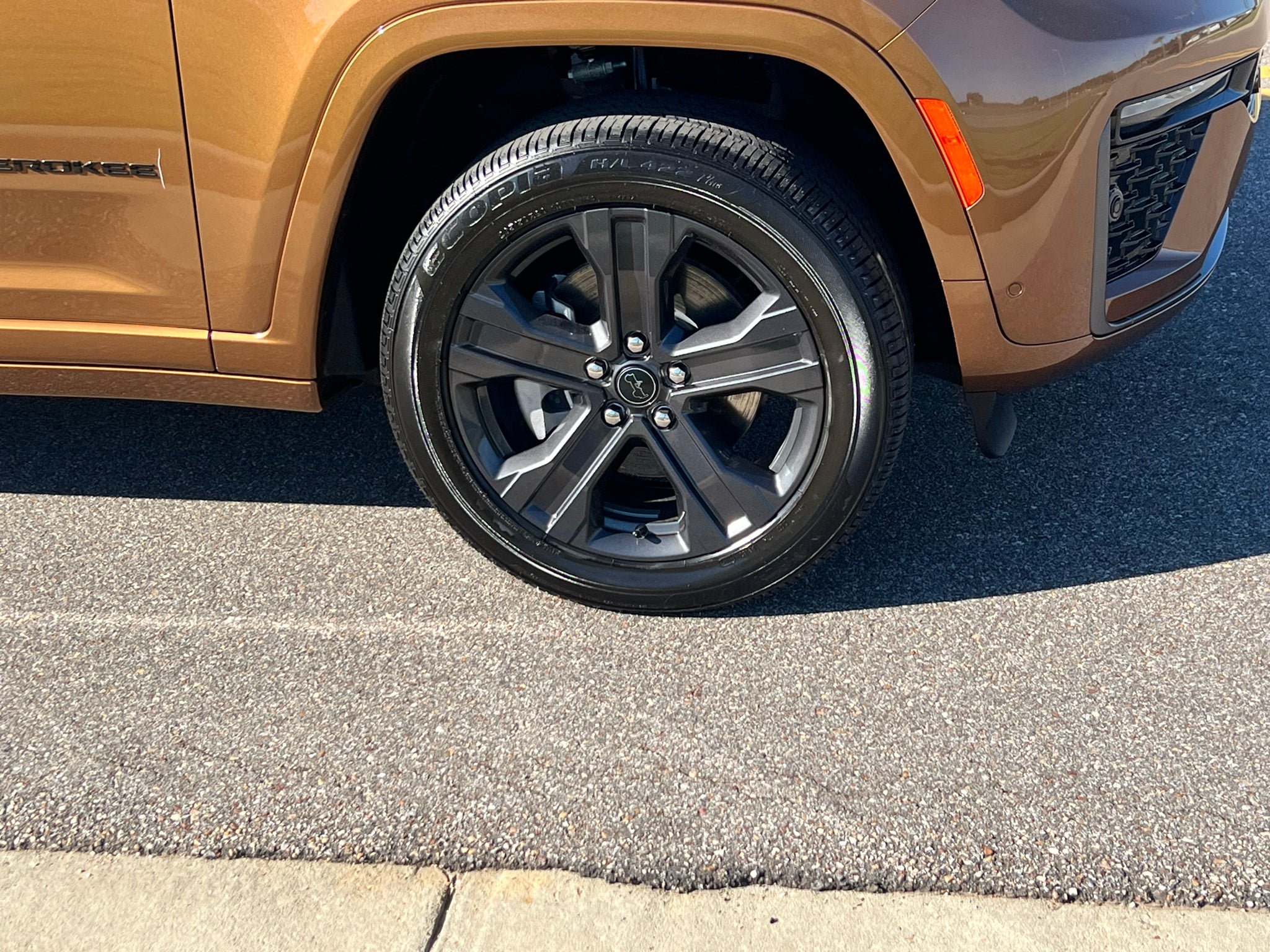 2027 Jeep Grand Cherokee L GRAND CHEROKEE L LIMITED RESERVE 4X4