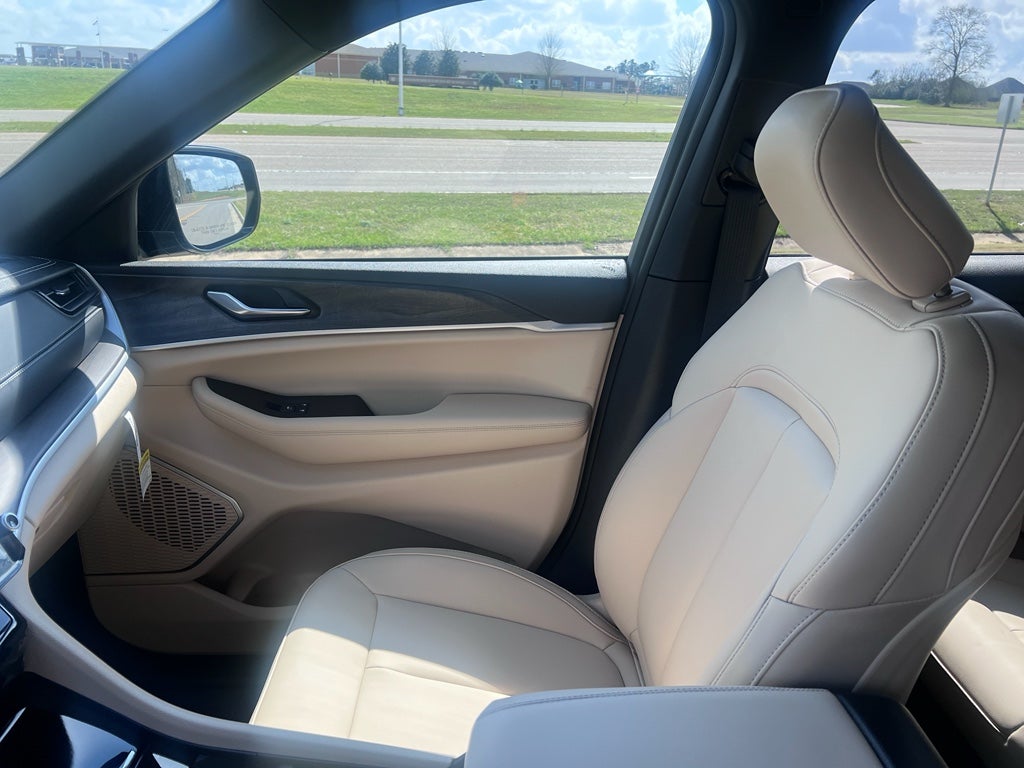 2026 Jeep Grand Cherokee L GRAND CHEROKEE L LIMITED 4X4