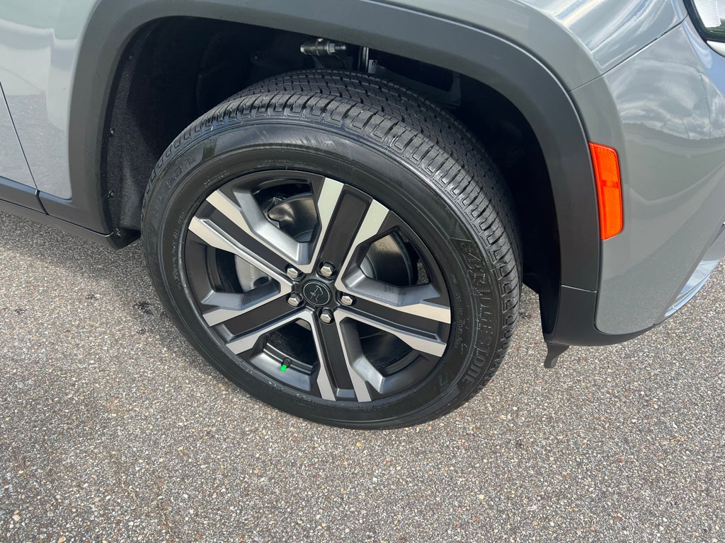 2027 Jeep Grand Cherokee L Limited