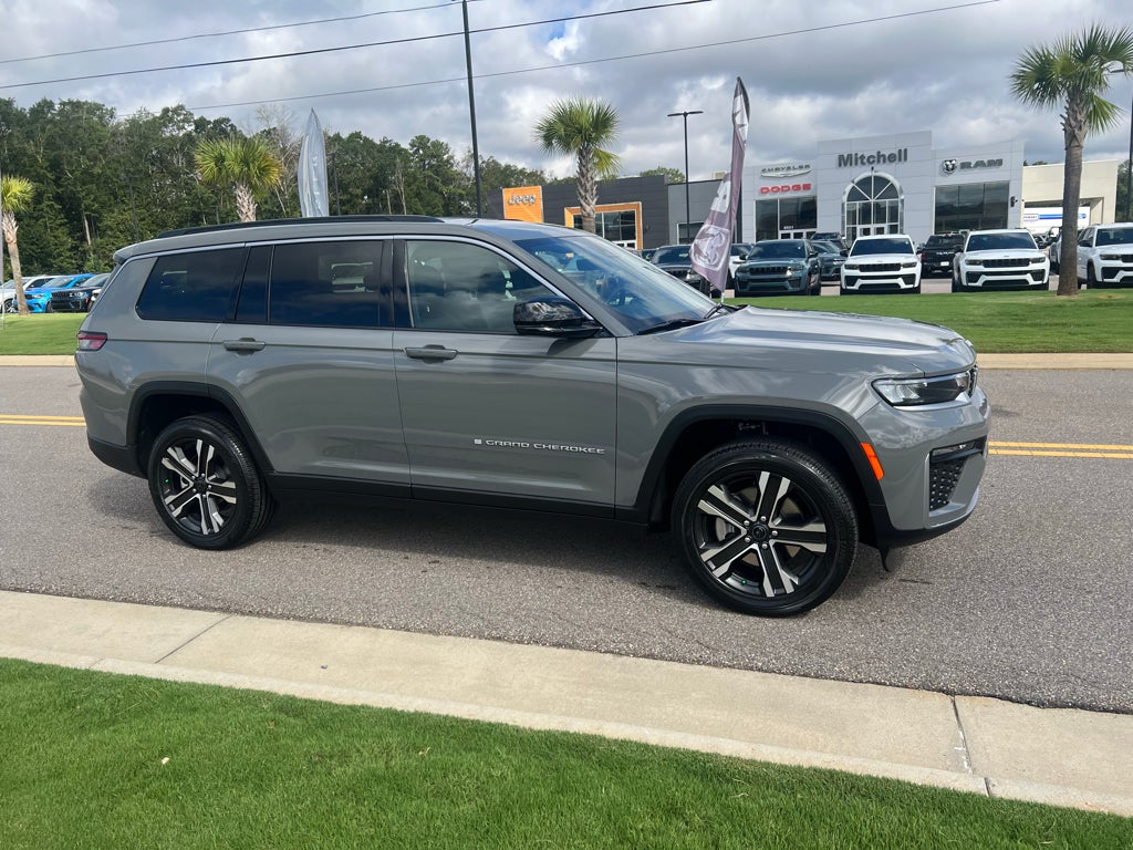 2027 Jeep Grand Cherokee L Limited
