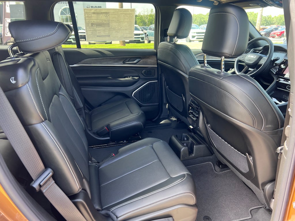 2026 Jeep Grand Cherokee L GRAND CHEROKEE L LIMITED RESERVE 4X4