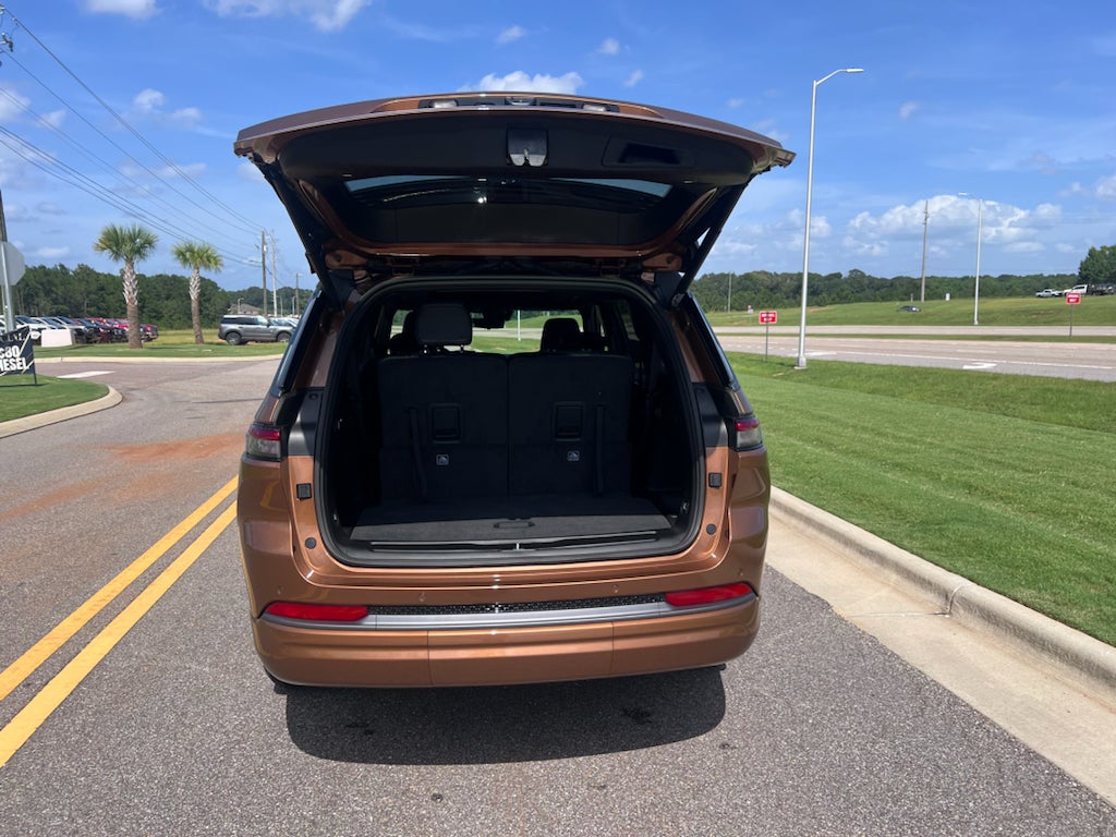 2026 Jeep Grand Cherokee L GRAND CHEROKEE L LIMITED RESERVE 4X4