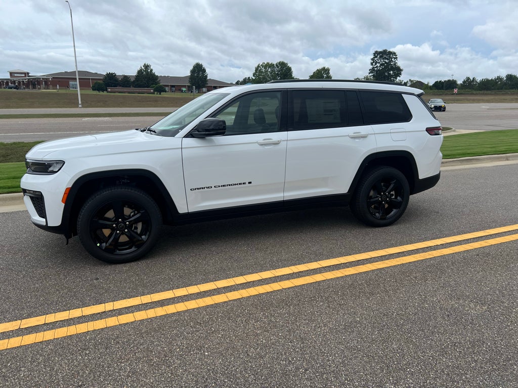 2027 Jeep Grand Cherokee L GRAND CHEROKEE L LIMITED 4X4