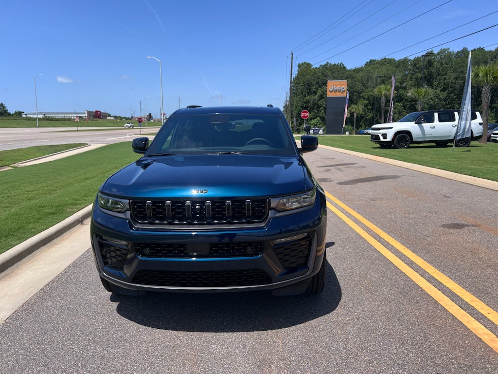 2026 Jeep Grand Cherokee L GRAND CHEROKEE L LIMITED RESERVE 4X4