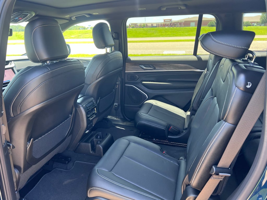 2026 Jeep Grand Cherokee L GRAND CHEROKEE L LIMITED RESERVE 4X4