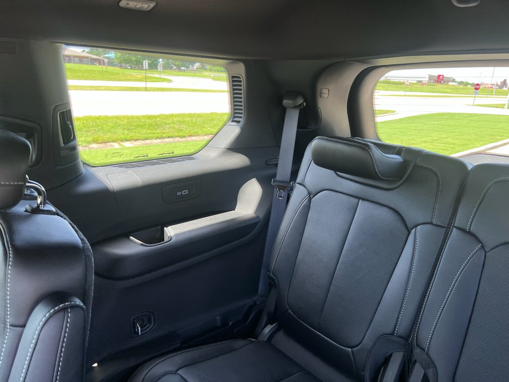 2026 Jeep Grand Cherokee L GRAND CHEROKEE L LIMITED RESERVE 4X4