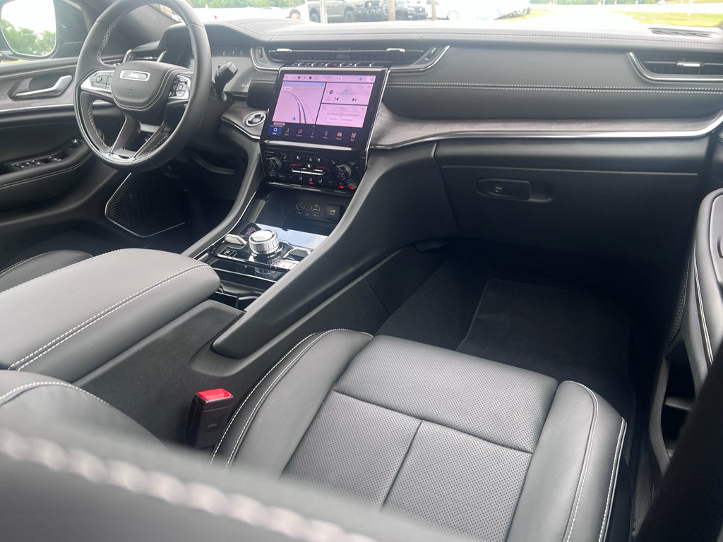 2025 Jeep Grand Cherokee L Overland 4x4