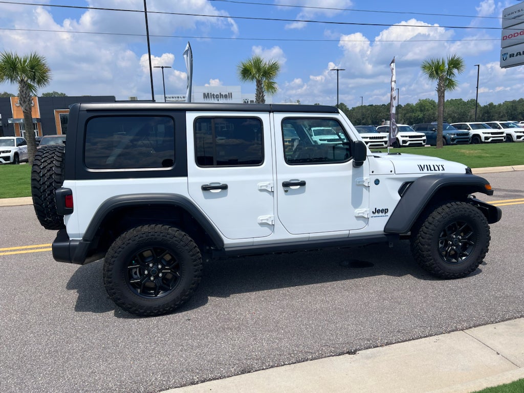 2025 Jeep Wrangler 4xe Willys 4xe