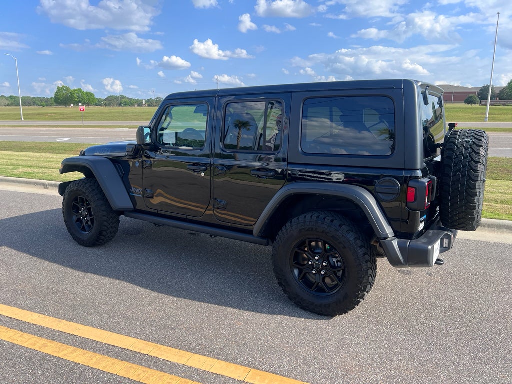 2025 Jeep Wrangler 4xe Willys 4xe