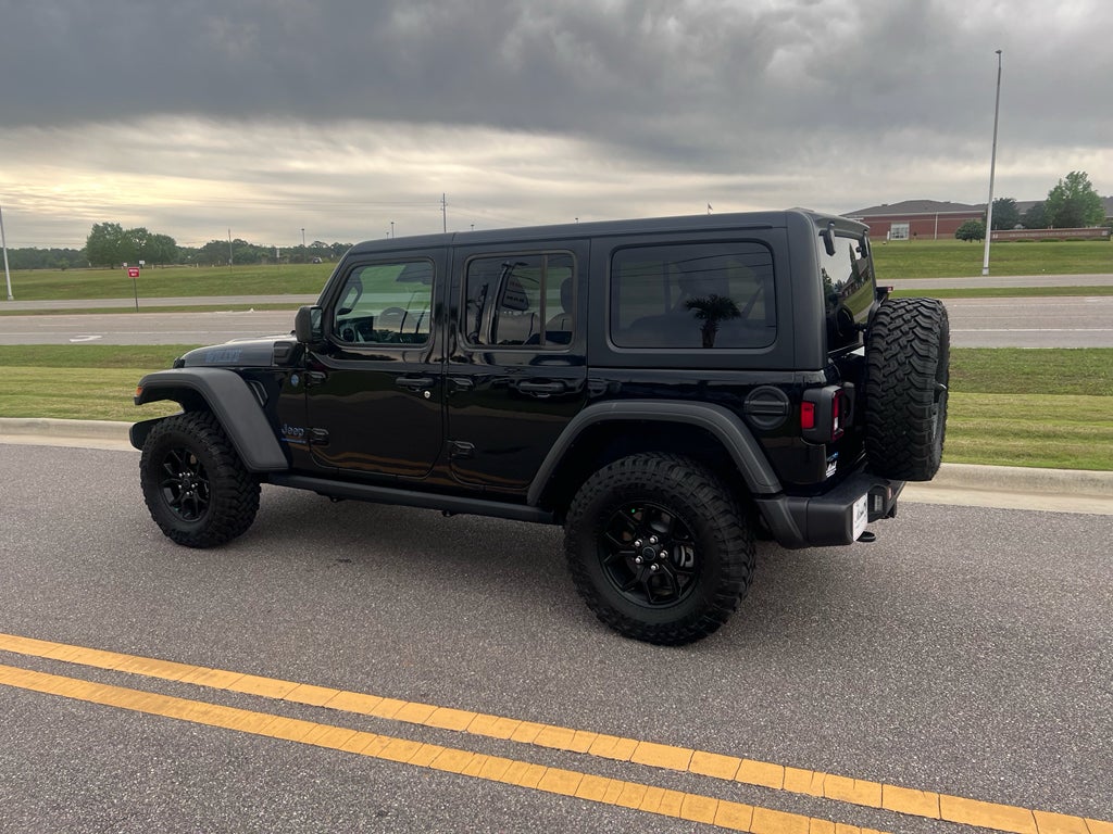 2025 Jeep Wrangler 4xe Willys 4xe