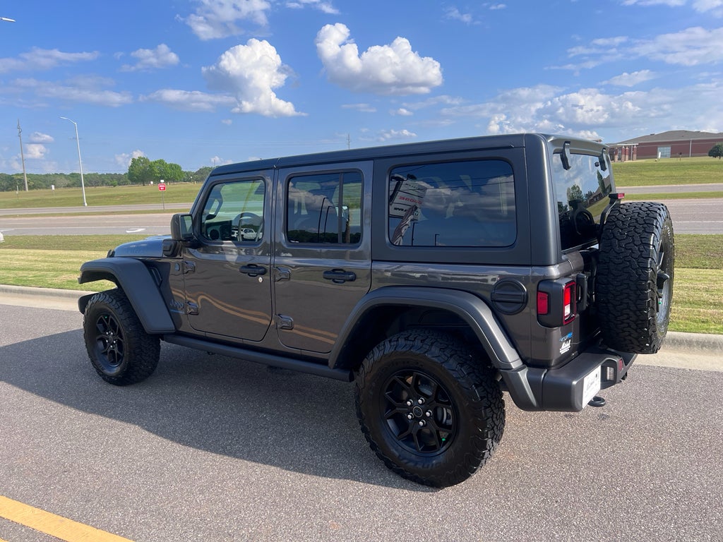 2025 Jeep Wrangler 4xe Willys 4xe
