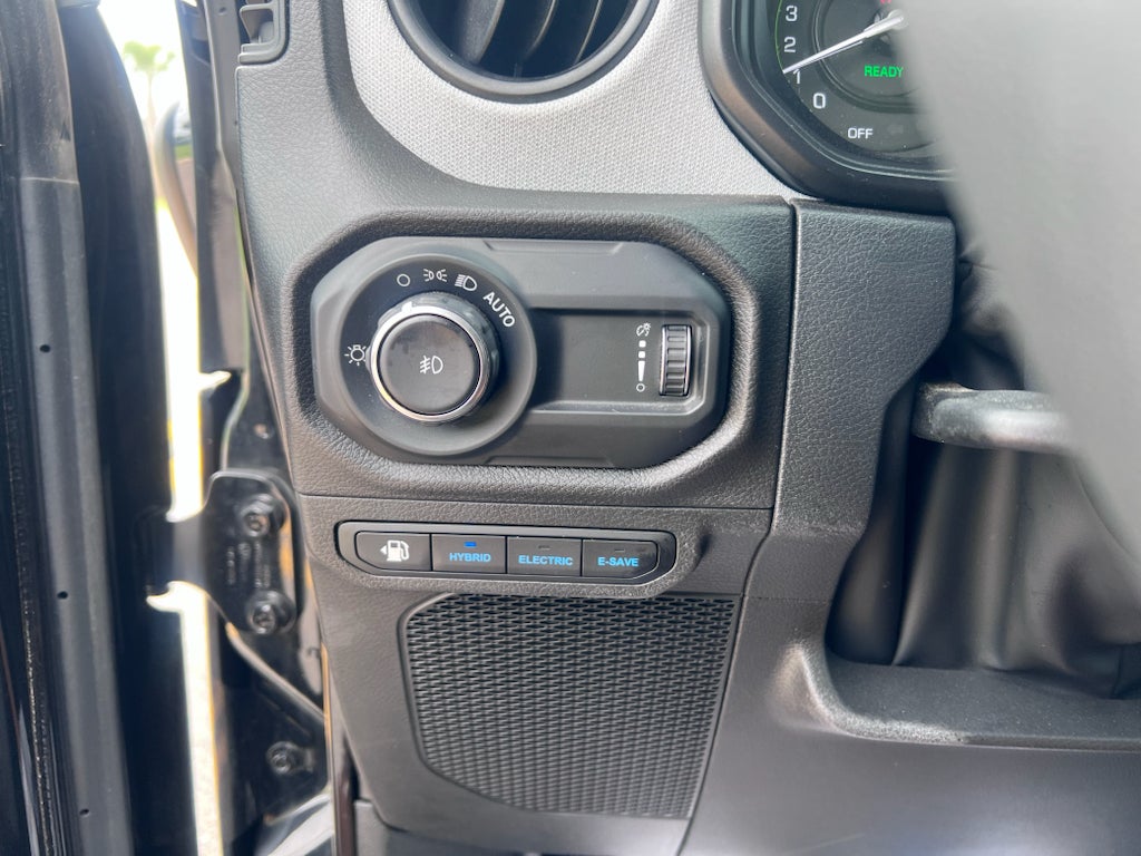 2025 Jeep Wrangler 4xe Willys 4xe