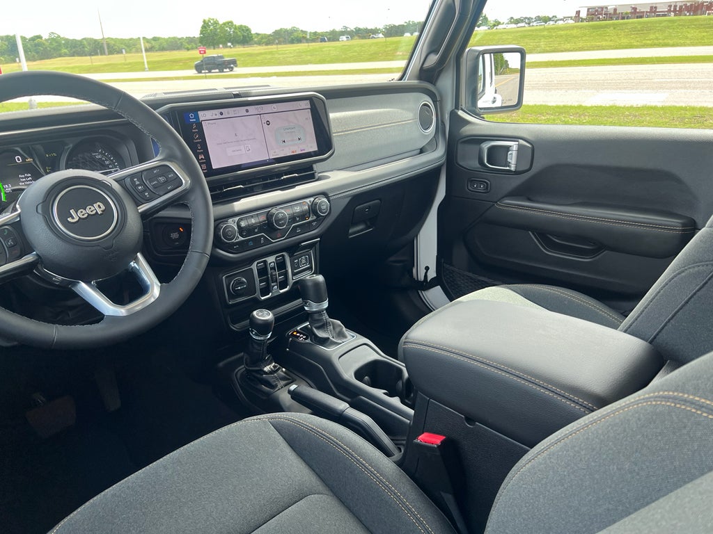 2025 Jeep Wrangler 4xe Sahara 4xe