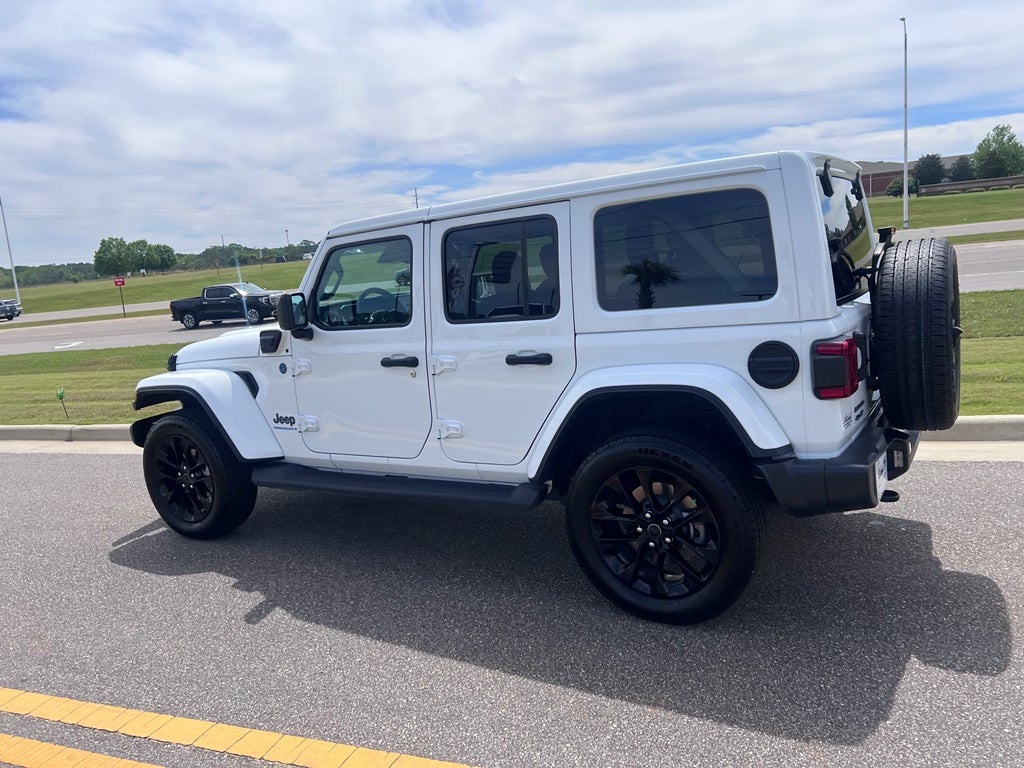 2025 Jeep Wrangler 4xe Sahara 4xe