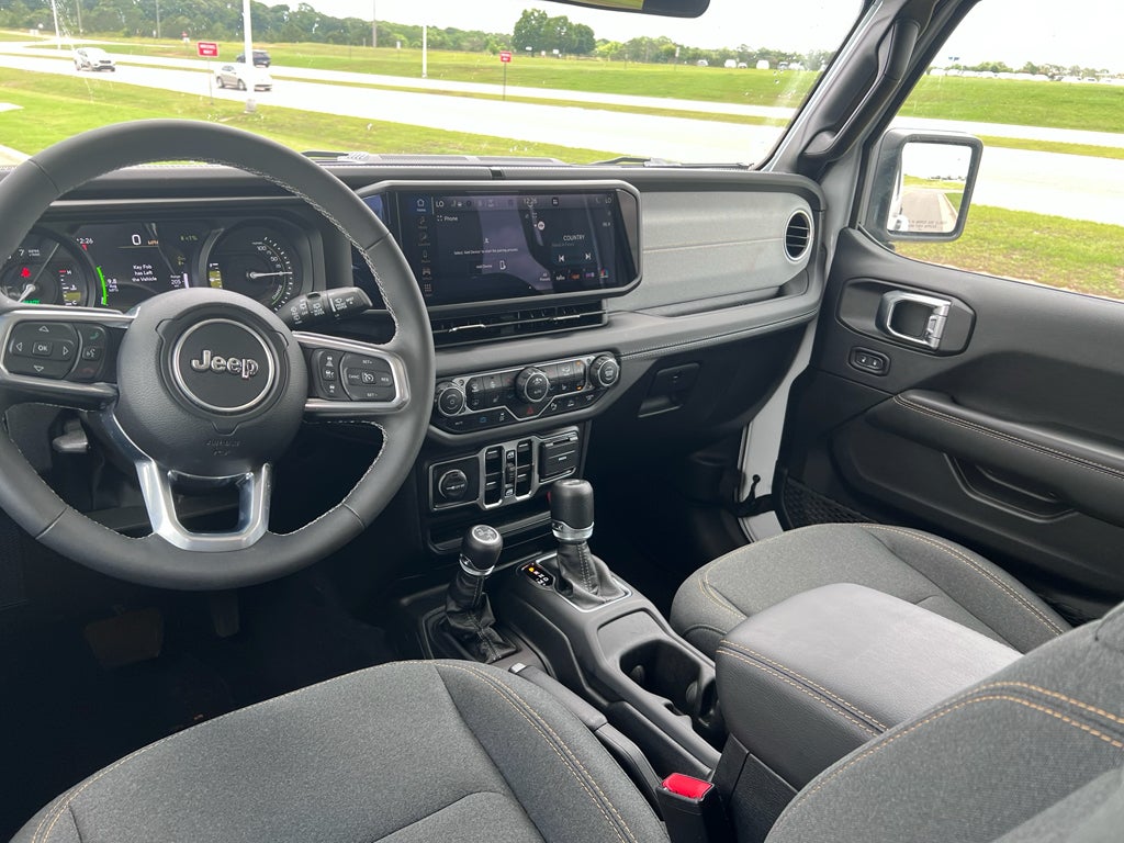 2025 Jeep Wrangler 4xe Sahara 4xe