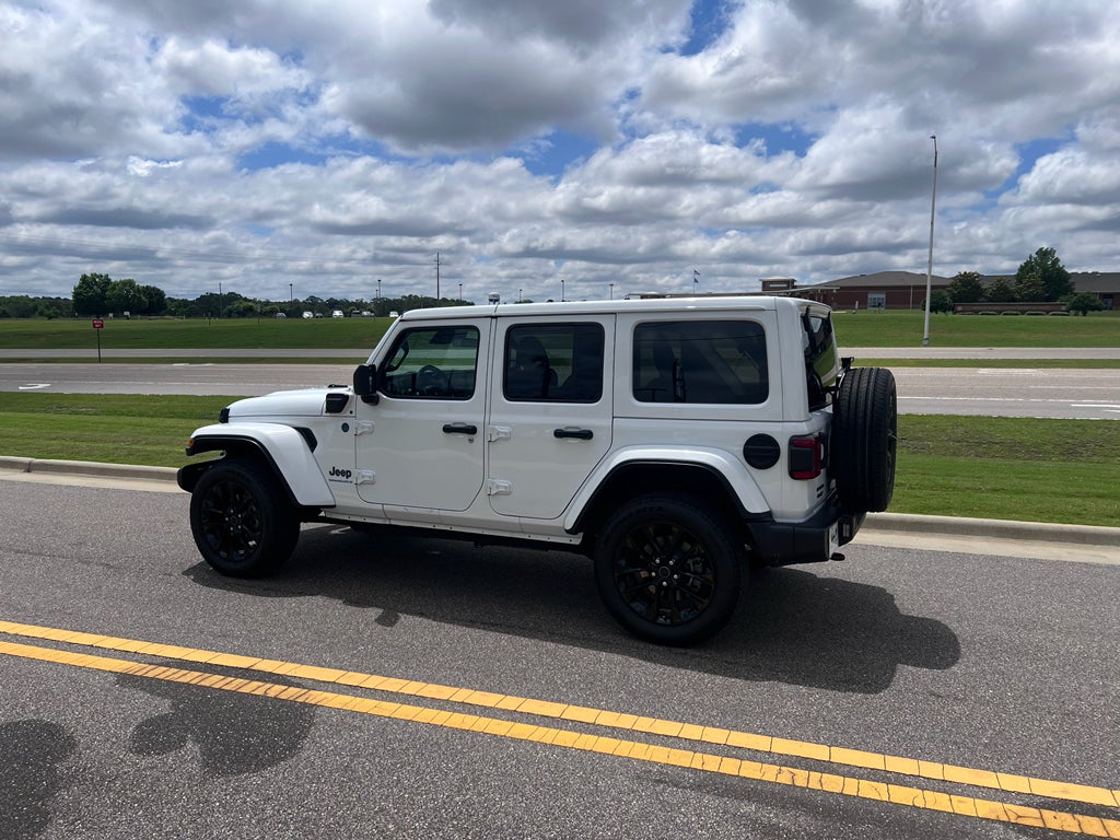 2025 Jeep Wrangler 4xe Sahara 4xe