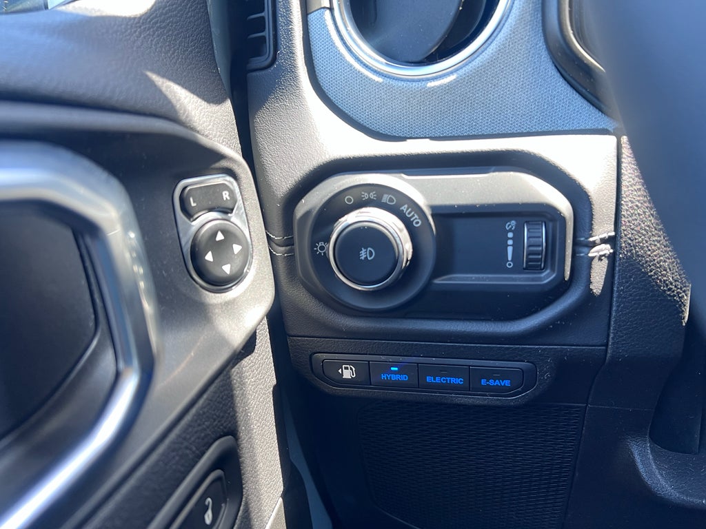 2025 Jeep Wrangler 4xe Sahara 4xe