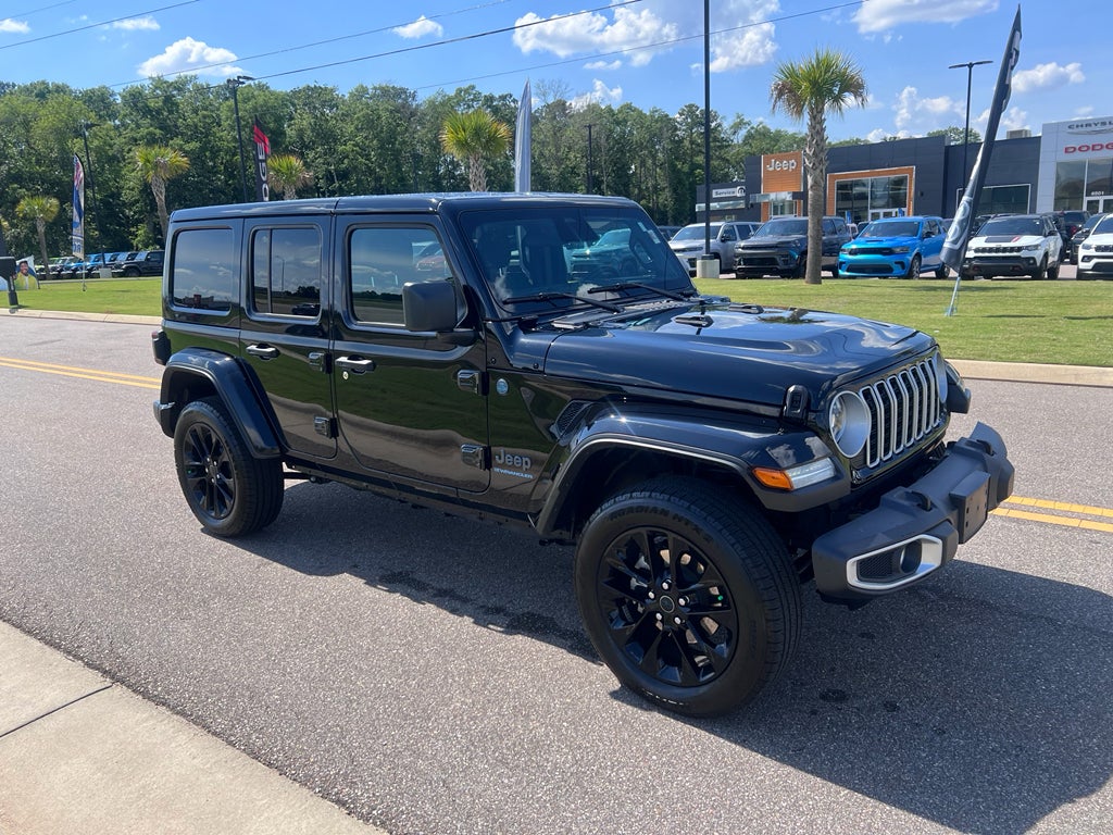 2025 Jeep Wrangler 4xe Sahara