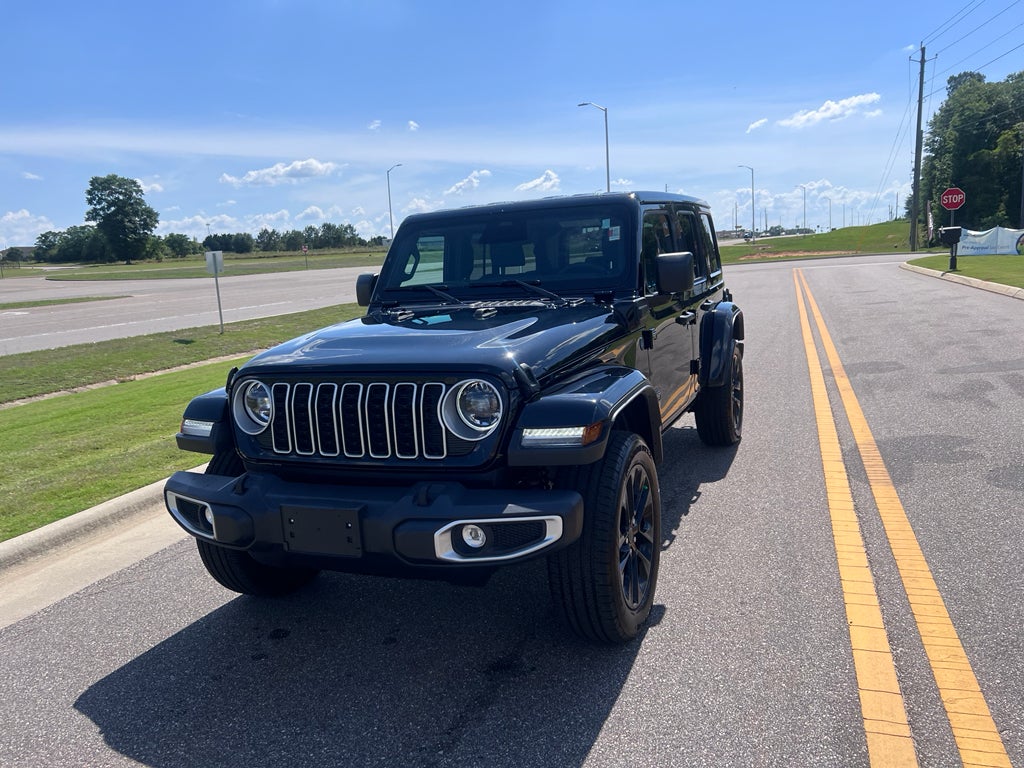 2025 Jeep Wrangler 4xe Sahara